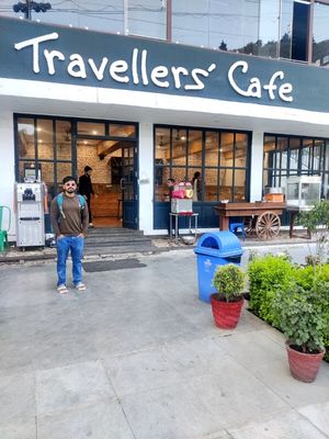 Bhatta Falls travellers cafe image
