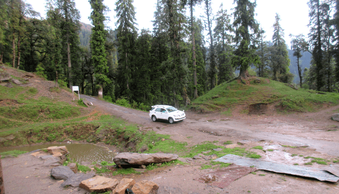 Narkanda hatu peak view Himachal Pradesh image